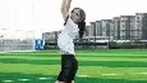 《热盼登场！利瓦科维奇急切谋求赫罗纳转会，为更多比赛机会开战》