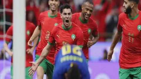 荷蘭足协主席賈斯特·斯佩因因健康狀況請辭職位